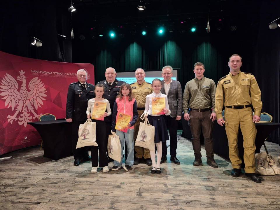 Pożarnicza pasja i wiedza młodzieży z Kutna. Wyłoniono finalistów prestiżowego turnieju!