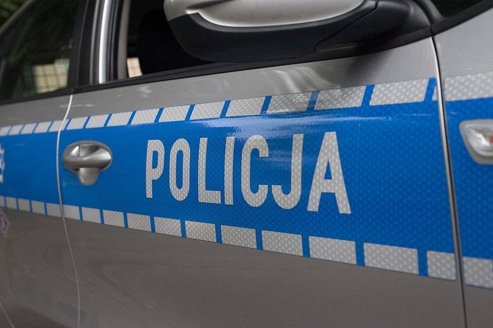 policja-auto-napis